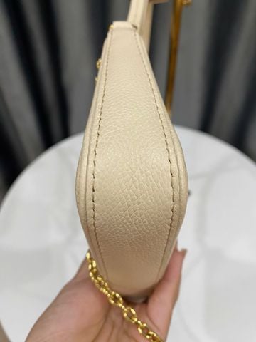  Easy Pouch On Strap Monogram Empreinte Leather 