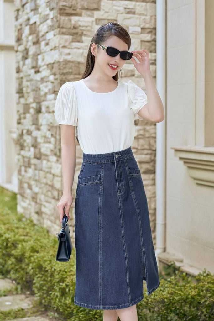  Áo blouse nữ chất liệu tằm Ý tay cộc dập ly 