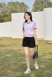  Áo cộc tay nữ vải sợi cotton cổ tròn dệt Cardina bo gấu tay 