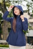  Áo jacket chất liệu gió tráng nhựa 50D dáng dài có rút eo linh hoạt 