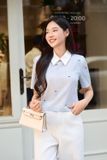  Áo sơ mi croptop phối cổ họa tiết in nơ kẻ có đệm vai tôn dáng 