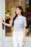  Áo sơ mi croptop phối cổ họa tiết in nơ kẻ có đệm vai tôn dáng 