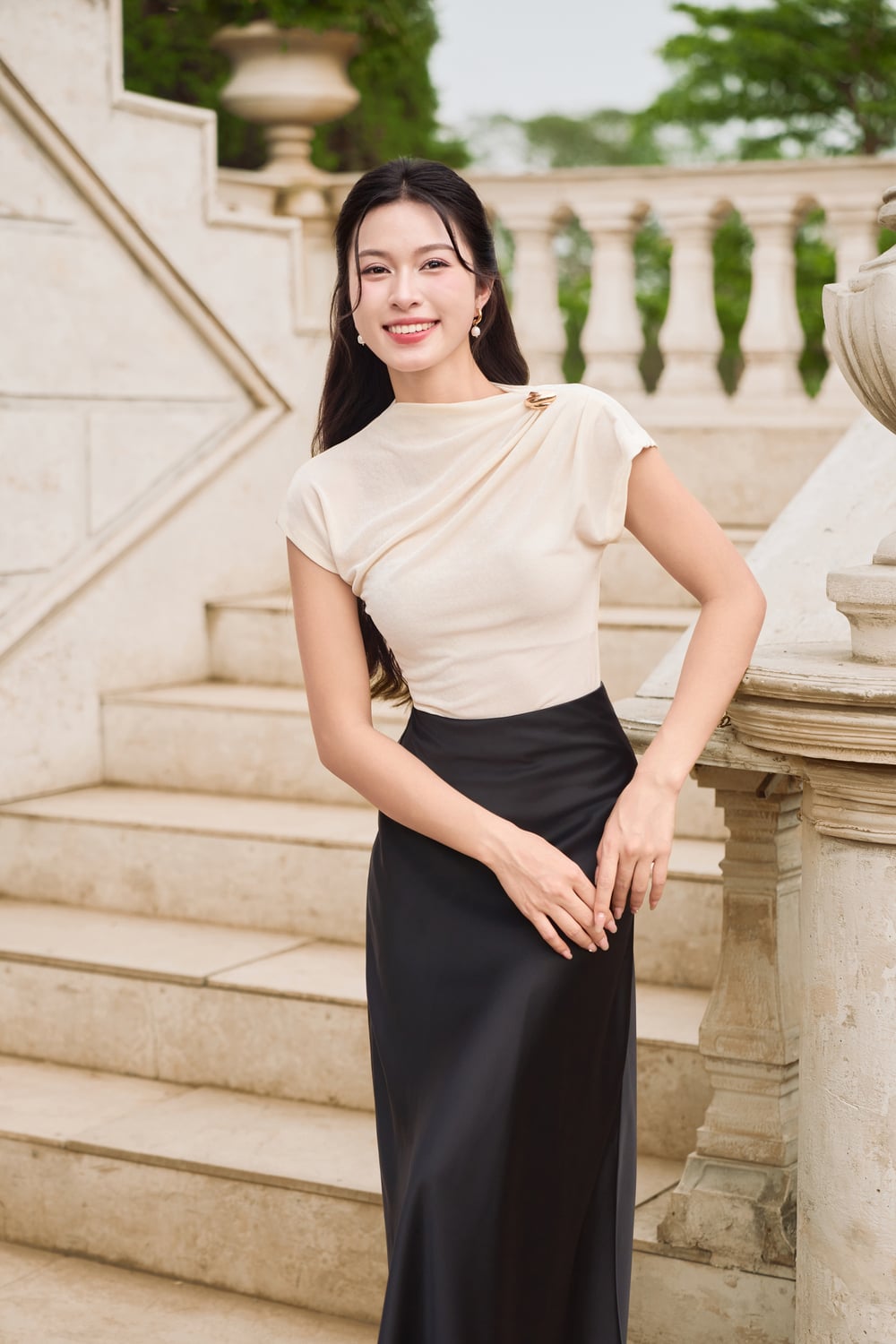 đầm đi đám cưới