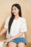 Áo sơ mi nữ Cardina dòng Younger vải thô thêu thiết kế thêu hoa cổ tròn 