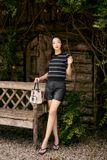  Áo mongtogi kẻ cổ tròn tay lỡ thời trang 