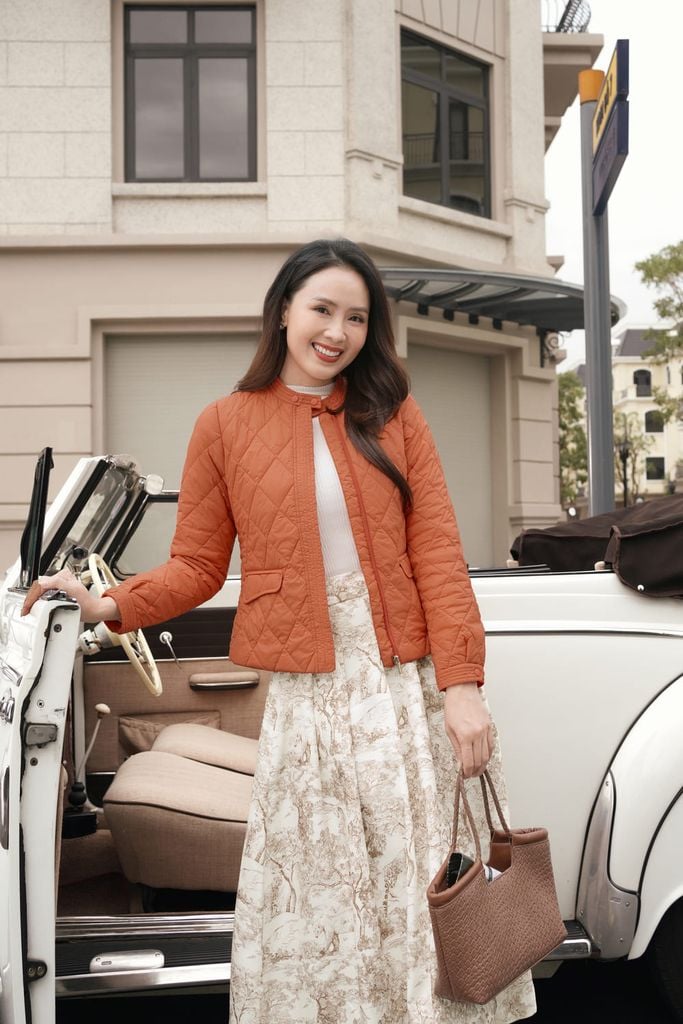  Áo phao nữ dáng ngắn Enjoy chần bông siêu nhẹ, chống nước 