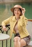  Áo phao nữ dáng ngắn Sweet cổ sen phối bèo kèm đai eo 