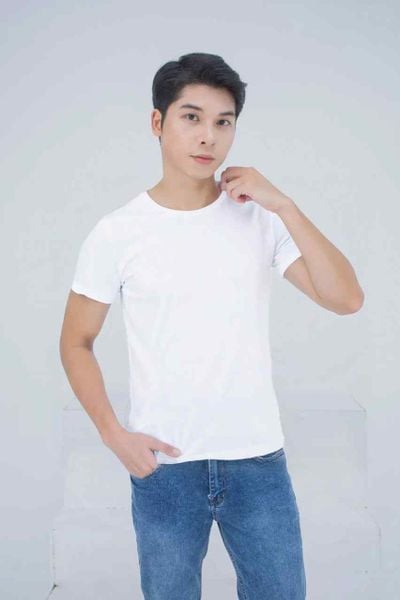  Áo thun nam Cardina dòng basic vải cotton dáng cổ tròn màu trắng trơn 