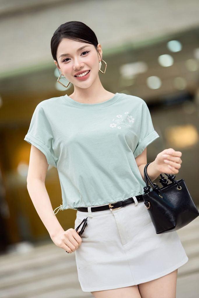  Áo phông nữ chất liệu cotton dáng tay liền rút gấu in hoa 