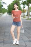  Áo Thun Nữ Cardina Vải Thun Tăm Cổ Tròn Vai Chờm 