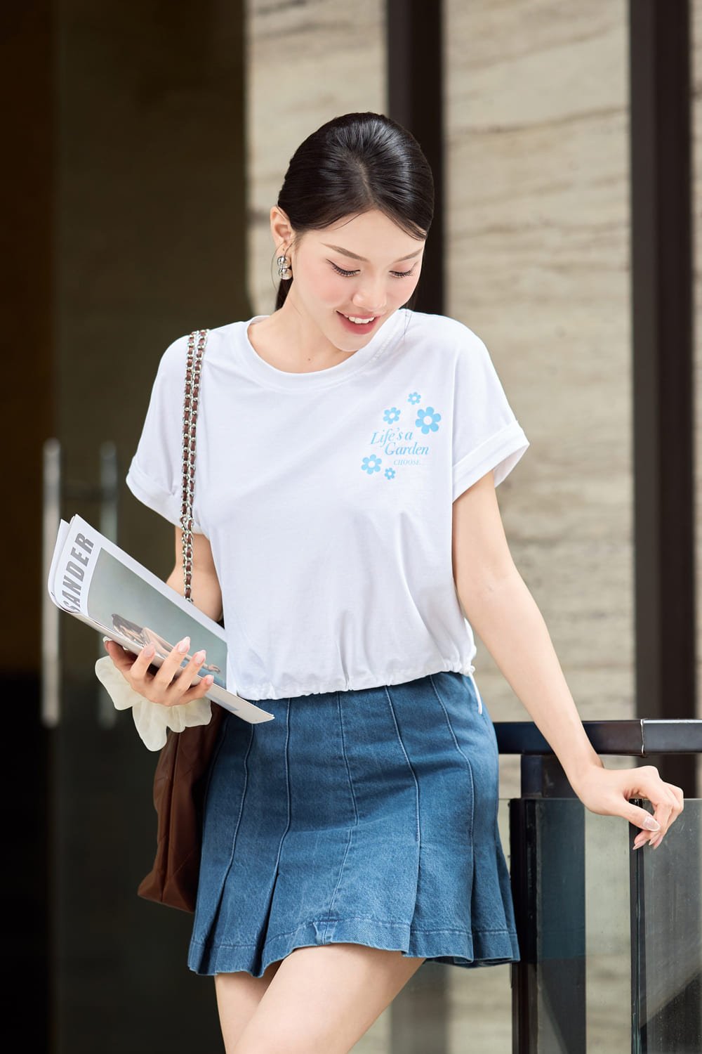 áo croptop mặc với quần gì