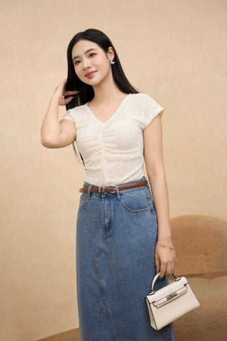 Áo kiểu ren nữ dòng Younger vải ren chun thiết kế cổ V nhún ngực