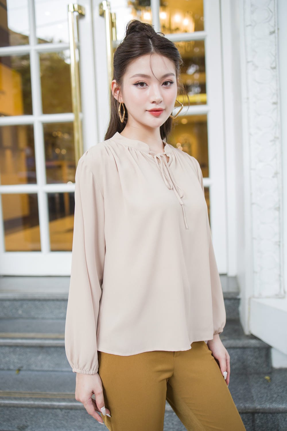 mẫu cổ áo đẹp mùa hè
