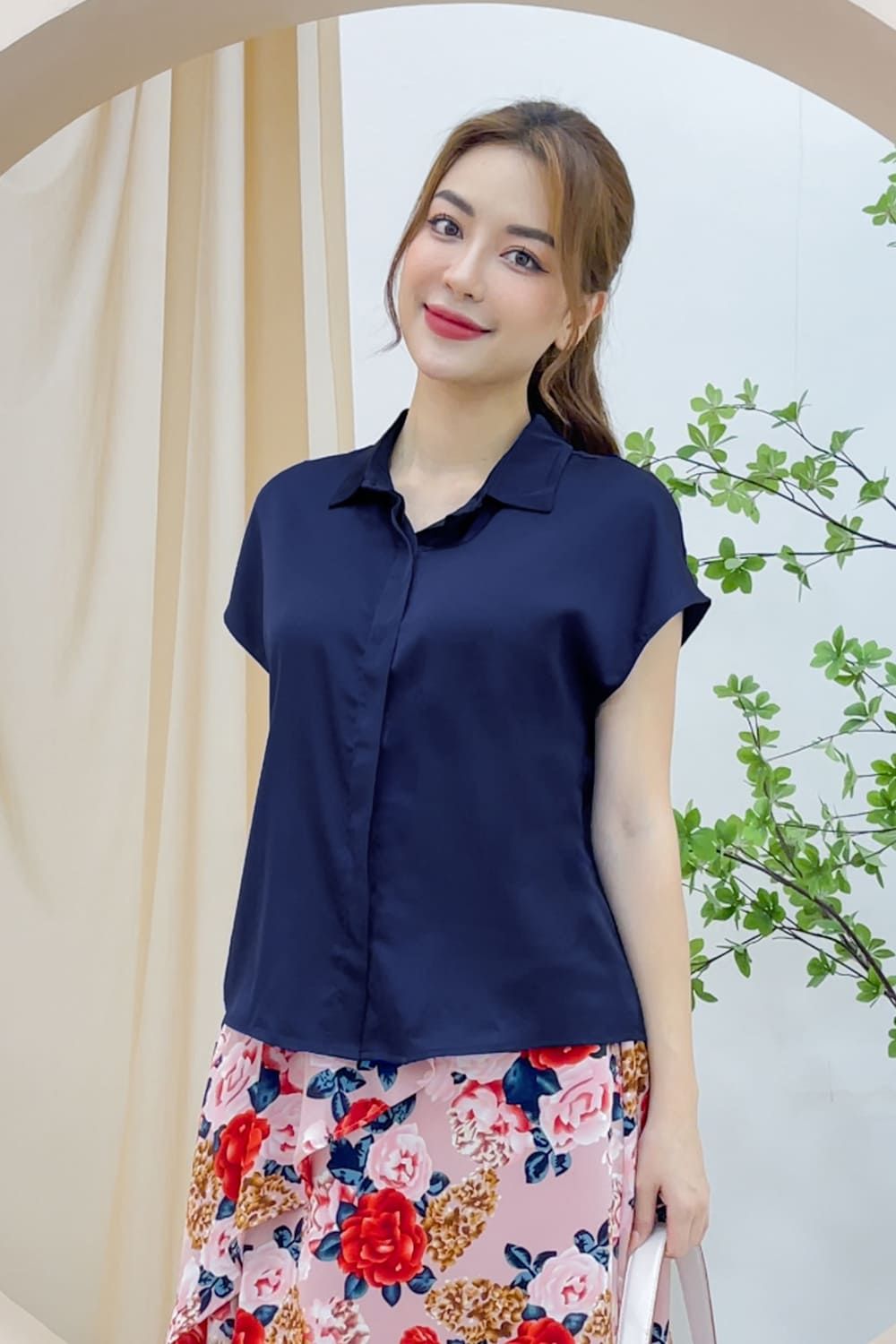 Top 5 mẫu áo sơ mi lụa nam cao cấp sang trọng thu hút mọi ánh nhìn   Coolmate