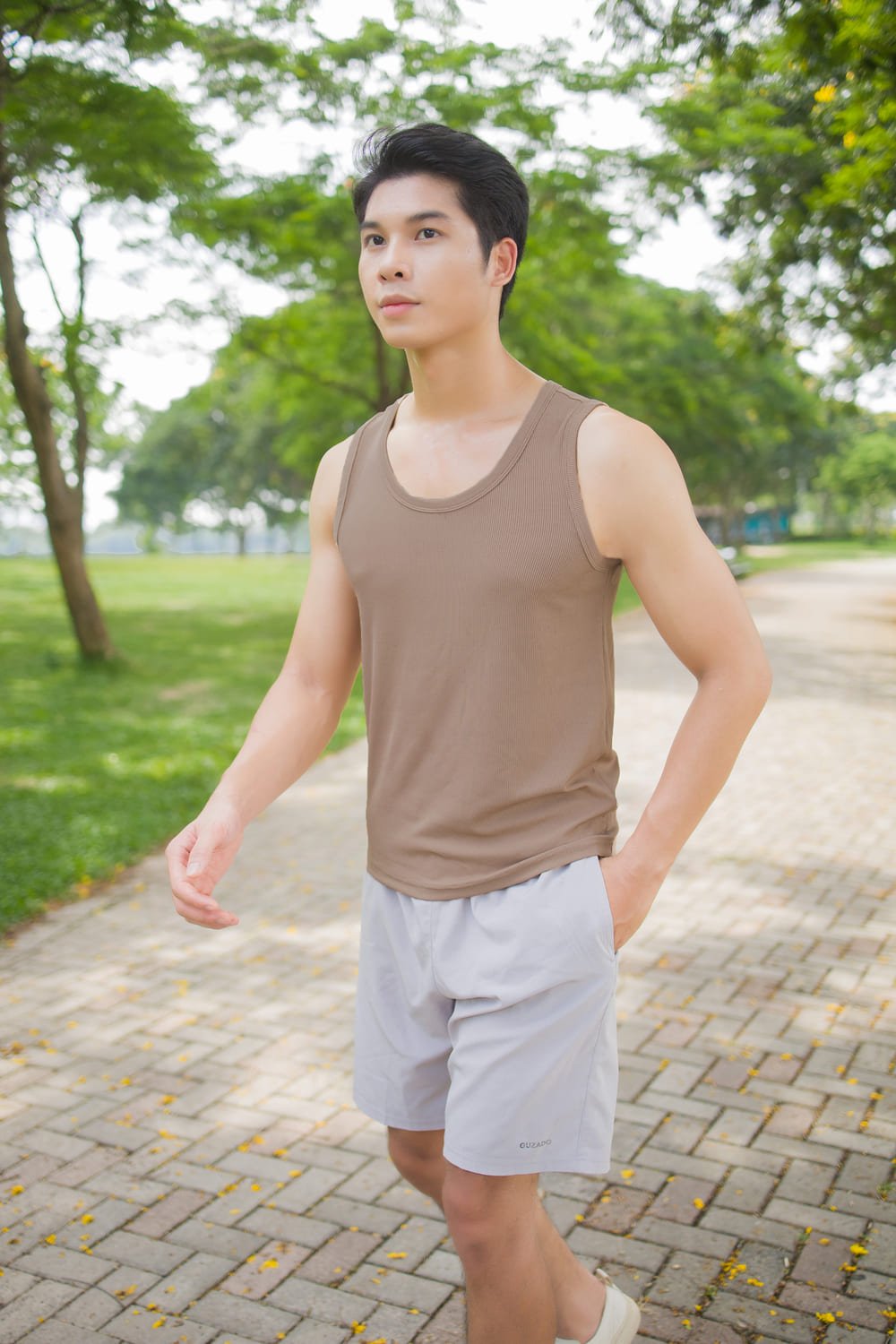 quần short trắng nam