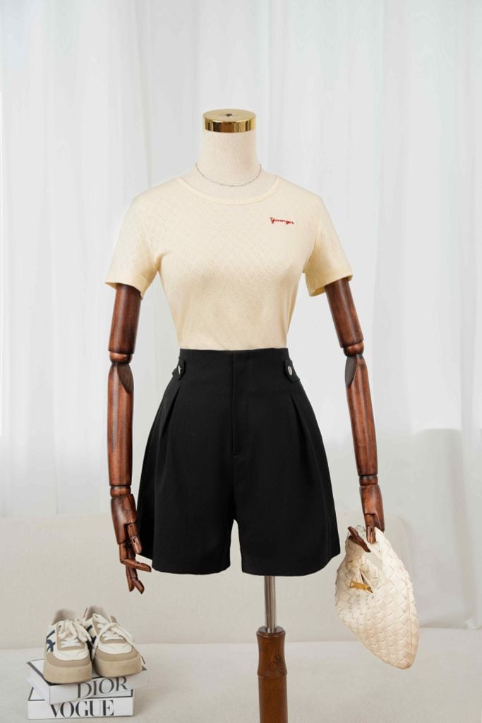  Áo thun nữ trẻ trung vải cotton họa tiết thêu ngực 