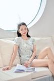  Đồ bộ mặc ở nhà chất thô họa tiết hoa nhí đùi cổ tròn tay bồng 