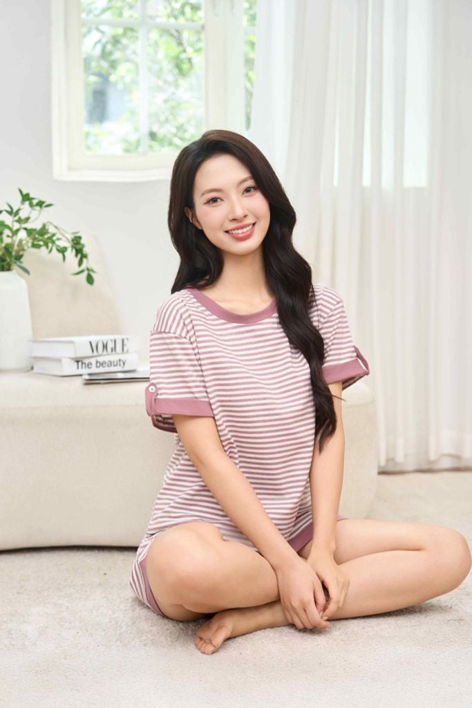  Bộ đồ mặc nhà Cardina vải cotton 4 chiều kẻ ngang phối gấu 