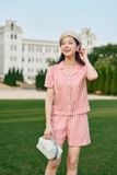  Set quần áo vải thô kẻ dáng cổ vest túi trước phối quần đùi cạp chun sau co giãn 