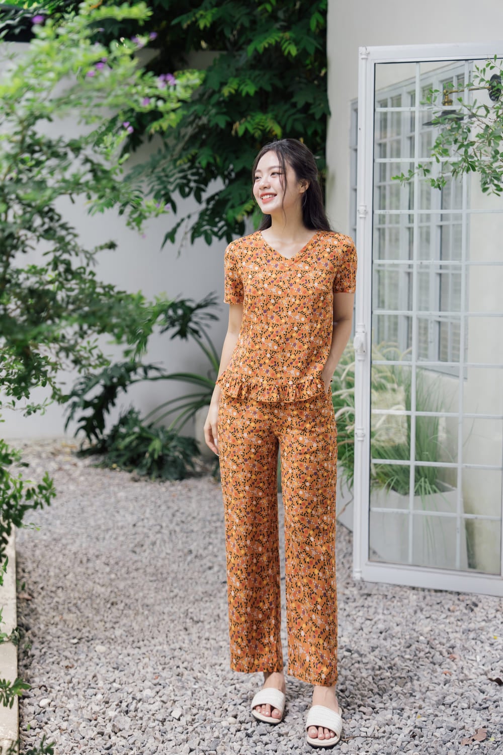 những bộ đồ mặc nhà thanh lịch tuổi trung niên