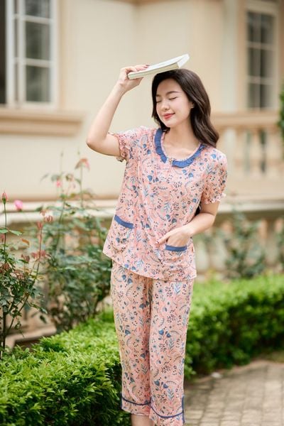  Bộ lửng mặc nhà chất liệu lanh mát mẻ, phối cổ bèo nữ tính 