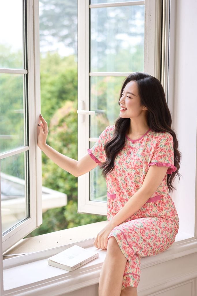  Bộ lửng mặc nhà nữ chất liệu lanh tay cộc phối bèo in họa tiết 