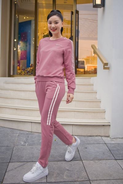  Bộ thu đông nữ chất liệu nỉ da cá, kiểu dáng quần suông in kẻ 