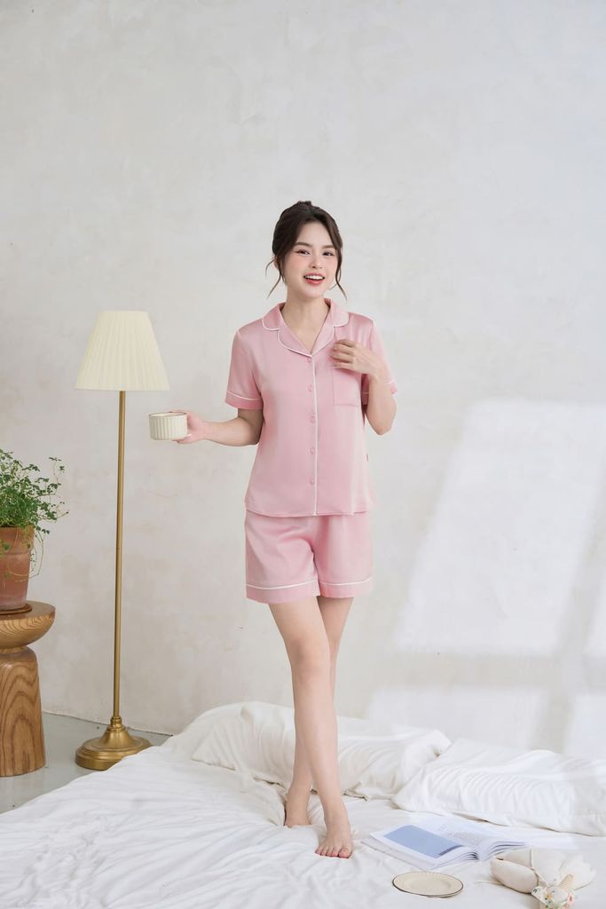  Bộ pyjama đùi mặc nhà nữ chất lụa có lé viền ngắn tay 