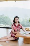  Bộ pijama lụa kiểu dáng quần đùi áo phối cổ họa tiết 