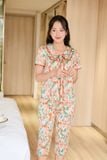  Đồ bộ pijama lửng chất liệu lụa Satin mềm mại, dáng cổ sen có lé 