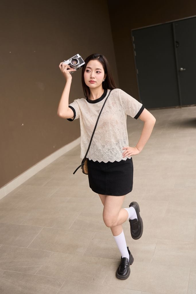  Áo ren cộc tay phối màu tag ngực 