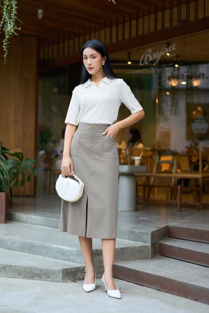  Chân váy chữ A xẻ trước có túi lót trong chất linen mềm mại 