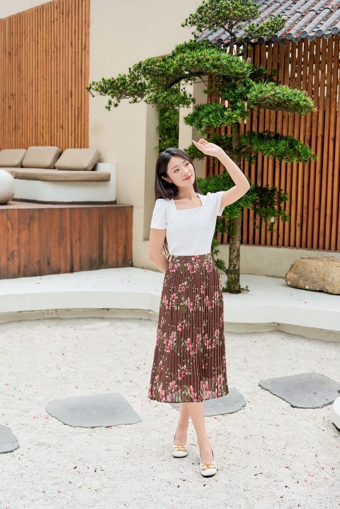  Chân váy chữ A dập ly chất liệu chiffon họa tiết hoa nữ tính 