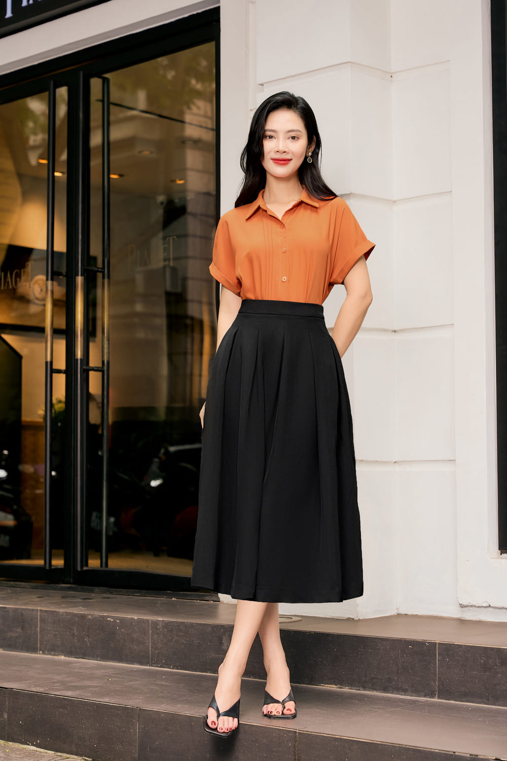 chân váy xòe xếp ly