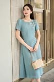  Đầm dáng A chất đũi cổ tròn giọt lệ thêu hoa vai túi sườn 