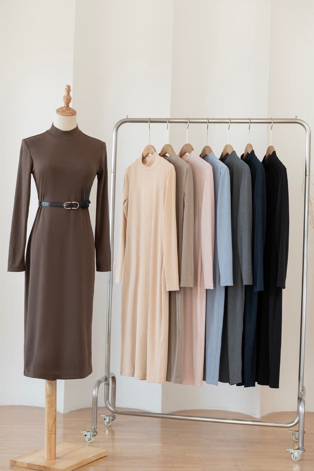 Cổ Lọ/Cổ Cao (Turtle Neck/High Neck)