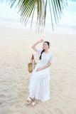  Đầm maxi đi biển vải thô boi dáng suông tay lỡ thêu màu trắng 