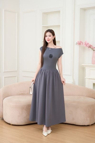  Đầm midi cổ thuyền đính tag chất thun cotton tà vải si gấy 
