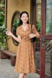  Đầm cao cấp chất lụa Hàn Châu cổ vest đai eo họa tiết thanh lịch 