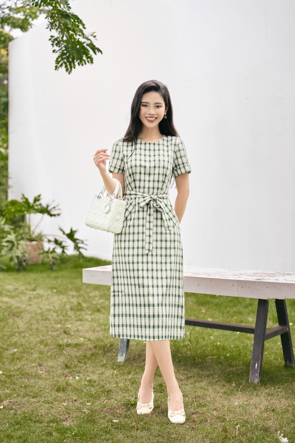 váy kẻ caro chữ A
