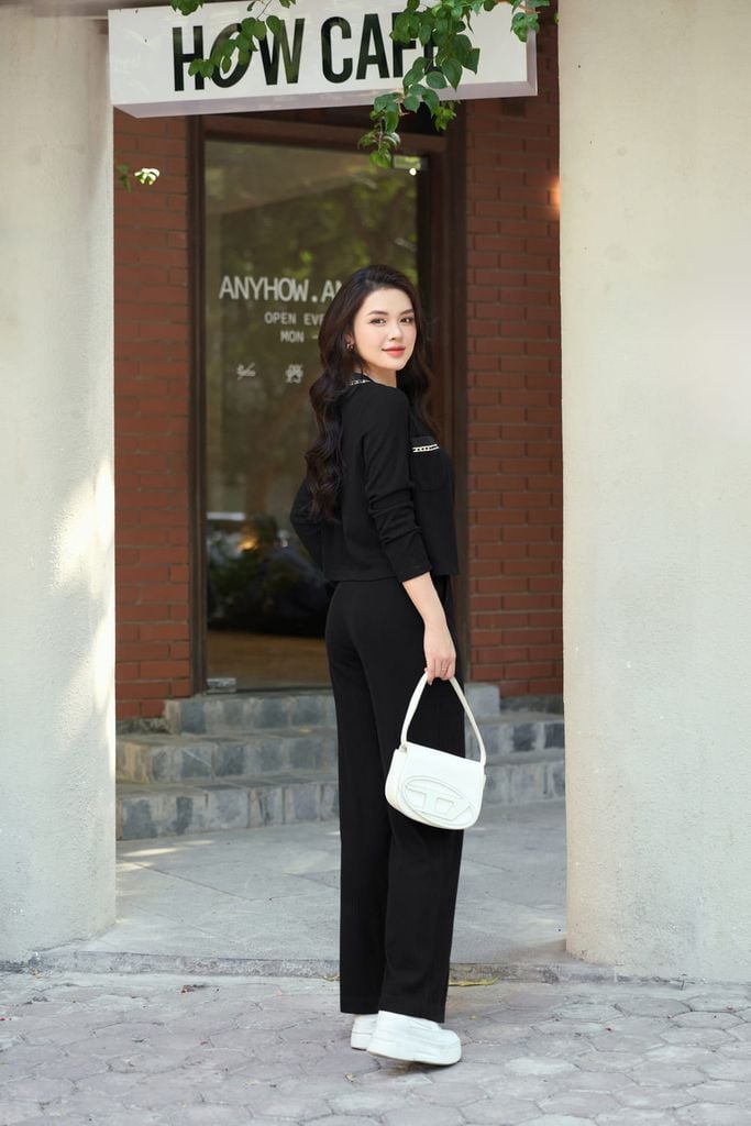  Set áo cổ tròn túi ngực phối dây viền quần ống rộng chất len nhung 