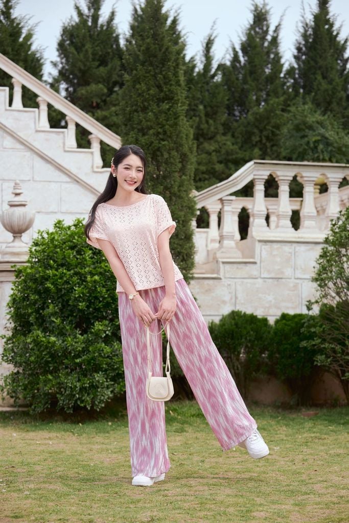  Quần suông nữ chất liệu lụa băng dập ly họa tiết 