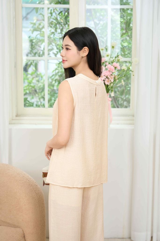  Set bộ nữ Cardina dòng Younger vải đũi thiết kế áo sát nách quần suông 