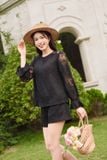  Áo ren thêu tay cách điệu lót vải chiffon chống lộ 