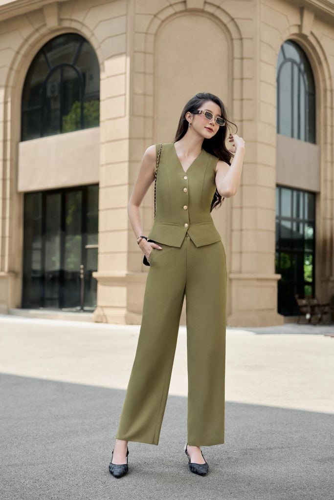  Set áo gile quần suông chất chéo lụa thoáng mát 