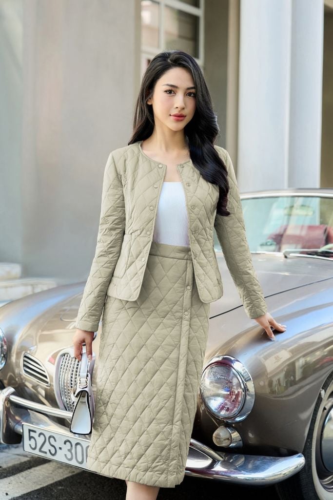  Chân váy phao chần trám tà lệch dáng đứng hàng thiết kế Cardina 