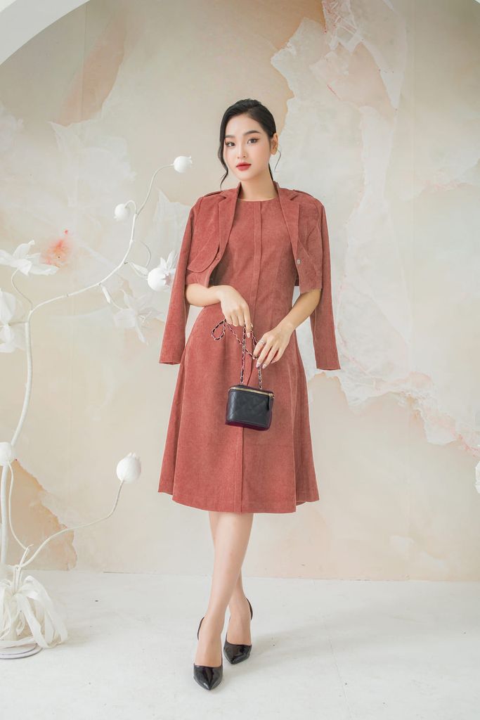  Đầm nhung sát nách nách dáng A 