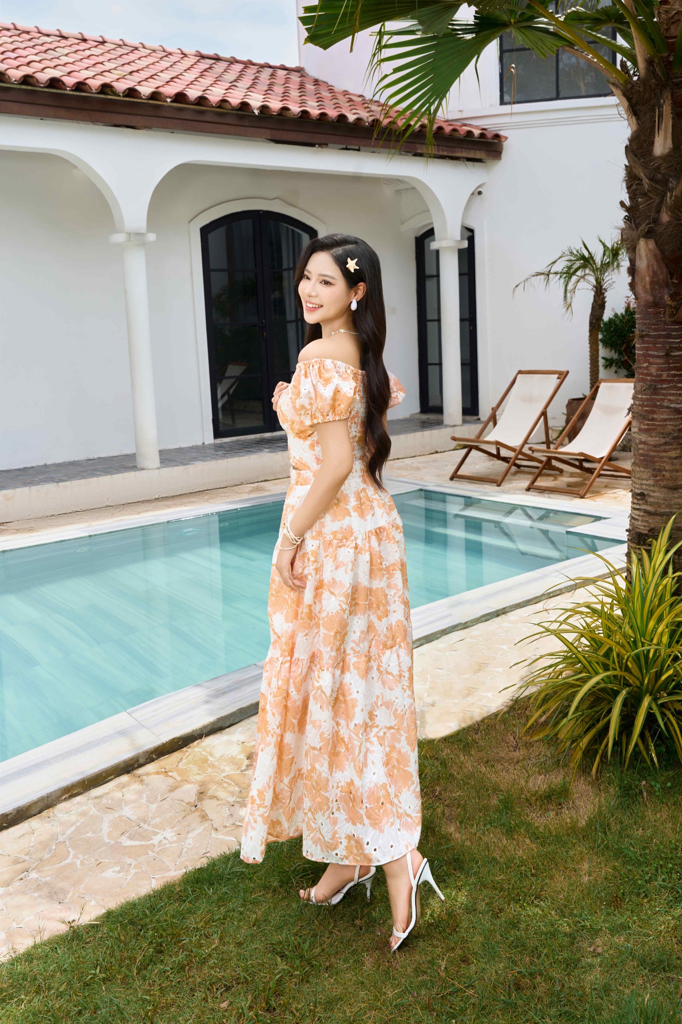 cách phối đồ với chân váy dài qua gối