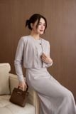  Set đầm sát nách nỉ lông cừu mix áo khoác croptop phối cúc 