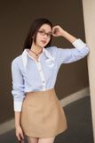  Áo sơ mi nữ chất thô kẻ cổ nhạn thêu chuồn chuồn 